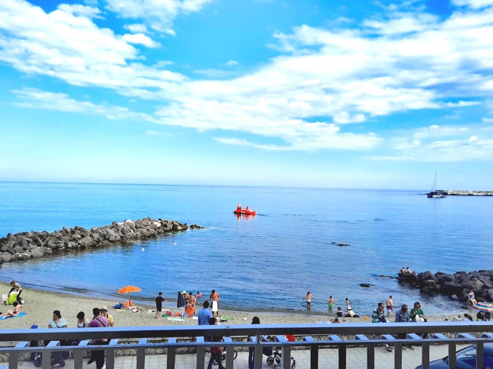 Arcadia Golden Bay Apartment Giardini Naxos Luaran gambar
