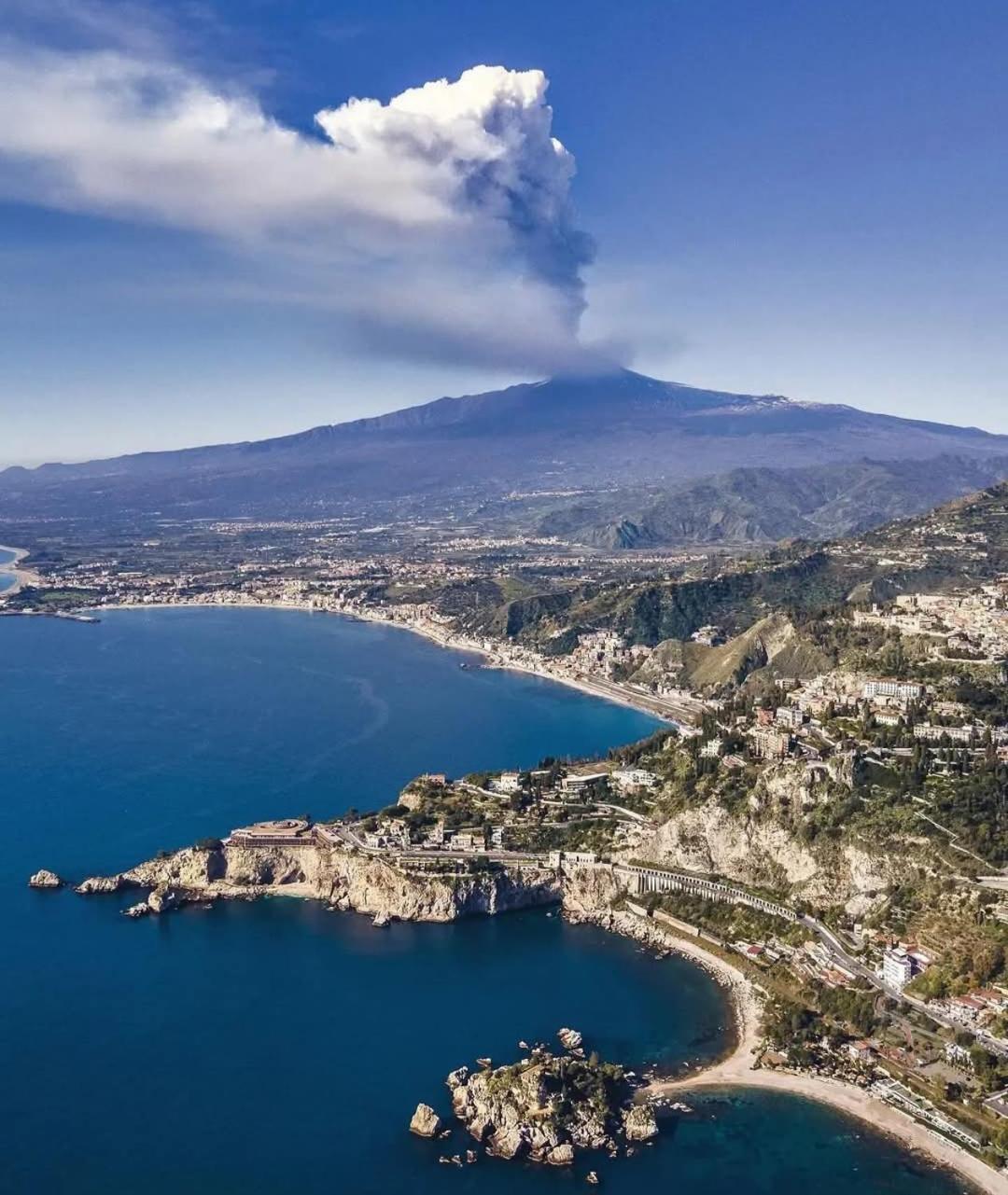 Arcadia Golden Bay Apartment Giardini Naxos Luaran gambar